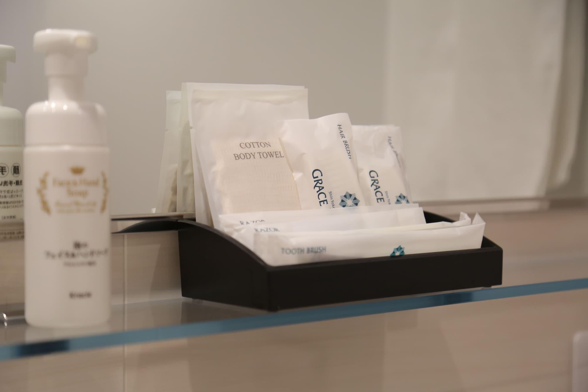 Shin Yokohama Grace Hotel Экстерьер фото